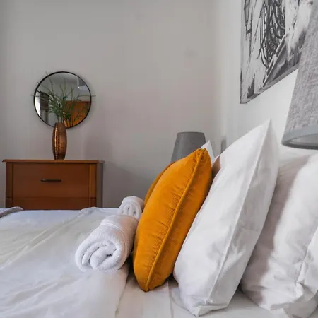 Lovely Penthouse In *