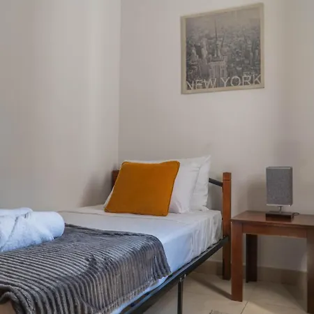 Lovely Penthouse In Apartman